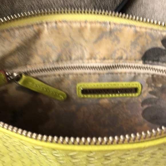 NWOT - Elliot Lucca "3-Way Demi"  Woven Leather Bag - Excellent Condition -New - Picture 9 of 13